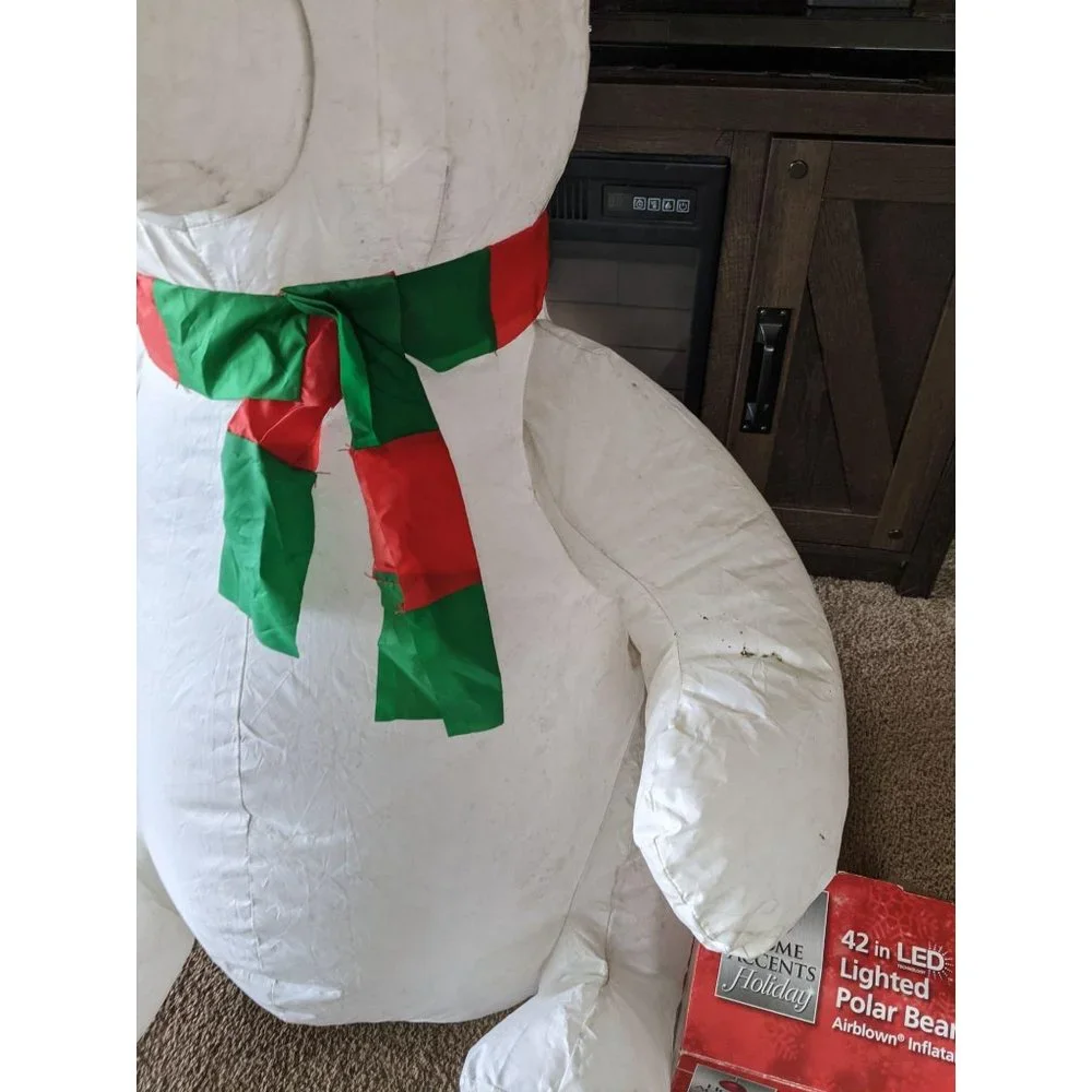 Home‎ accents polar bear inflatable Xmas lawn decor